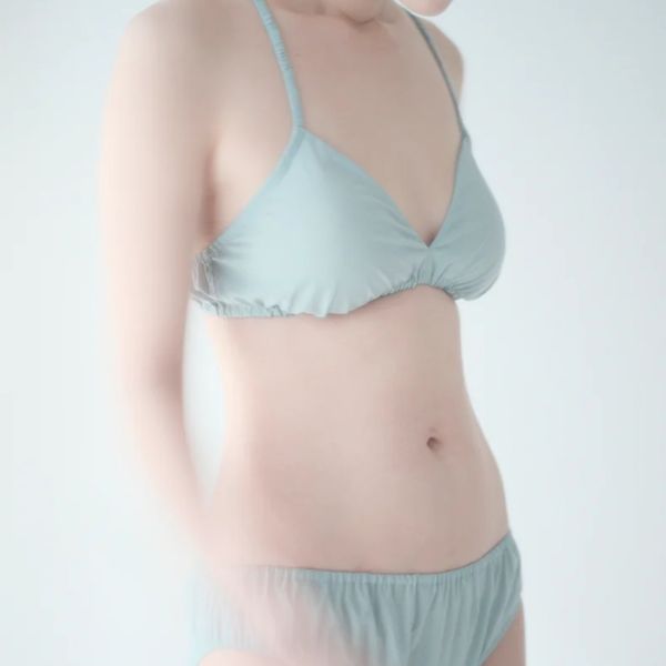 下着・アンダーウェア yk TESHIKI/ブラ -コットンの布帛素材が肌に優しい、締め付け感の少ない